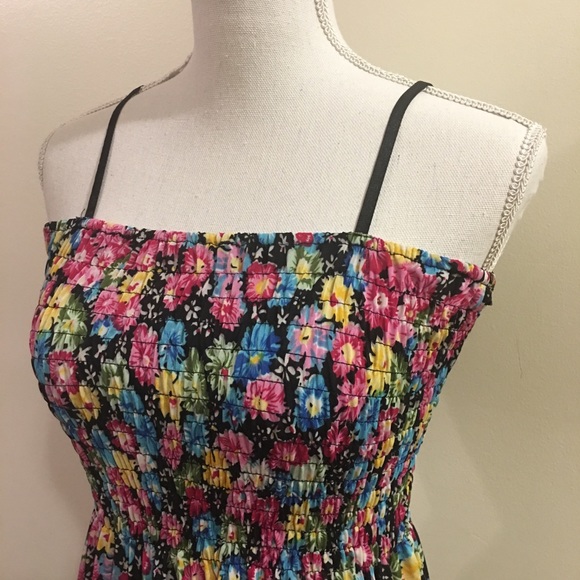 🌻 3/$20 NWT floral print sundress - Picture 2 of 3